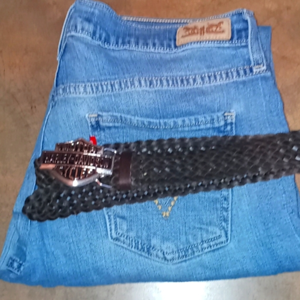 women's Levi's 505 straight leg